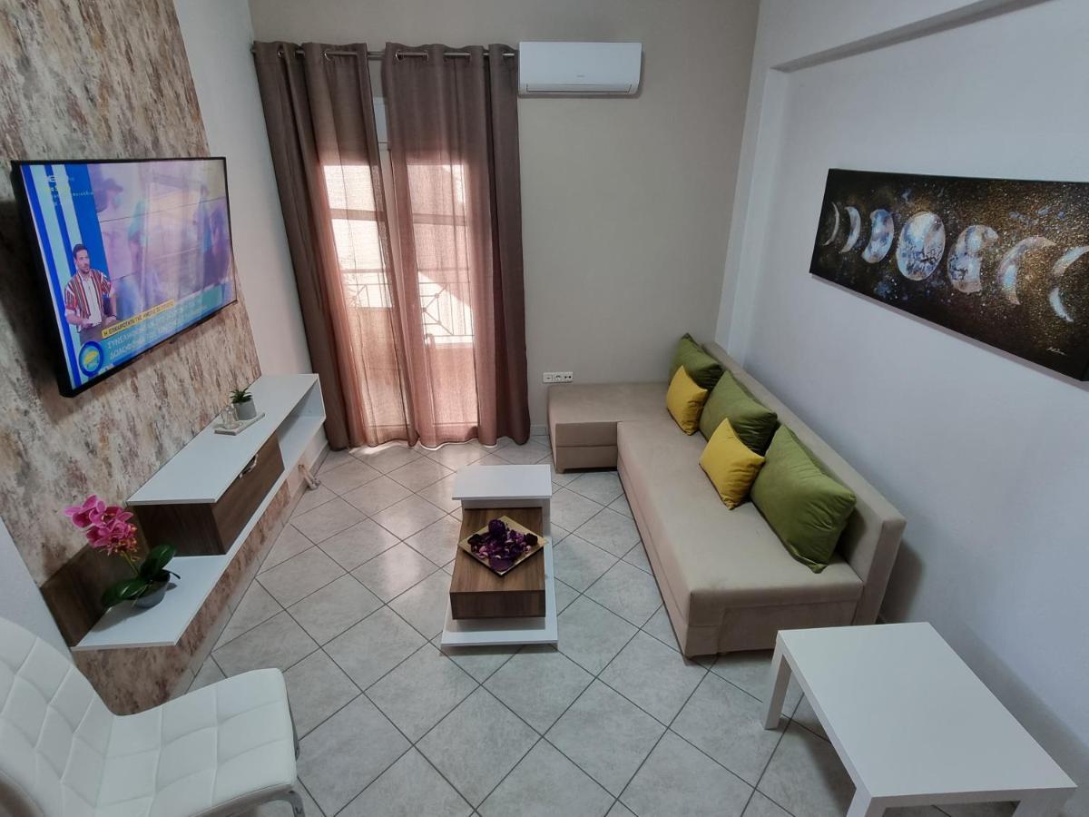 Premium Suites Ofrinion Exterior photo